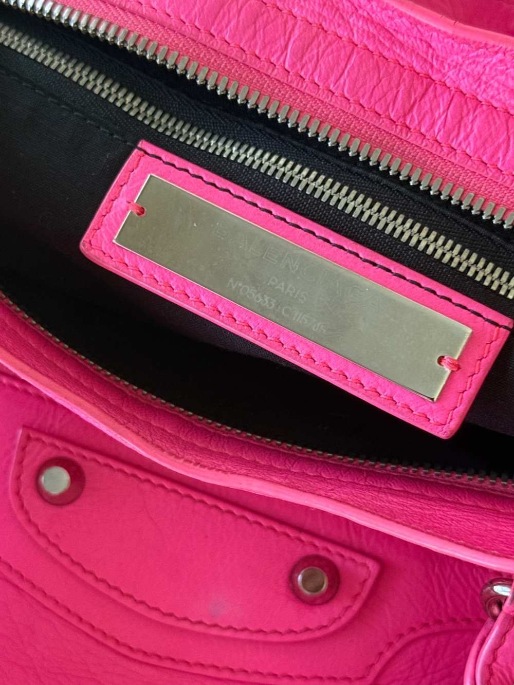 BALENCIAGA CITY BAG BARBIE PINK W/STRAP & MIRROR MOTO BAG MEDIUM ROSE FLUO NEON - Picture 12 of 15